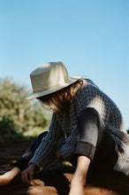 Load image into Gallery viewer, Yoli & Otis - Palm Boater Kids